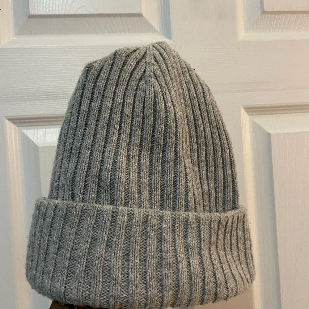 Unisex Ribbed Knit Beanie - Gray
